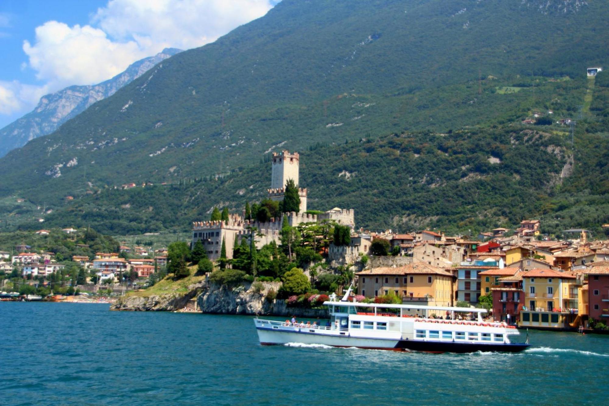Hotel Ideal Malcesine Bagian luar foto