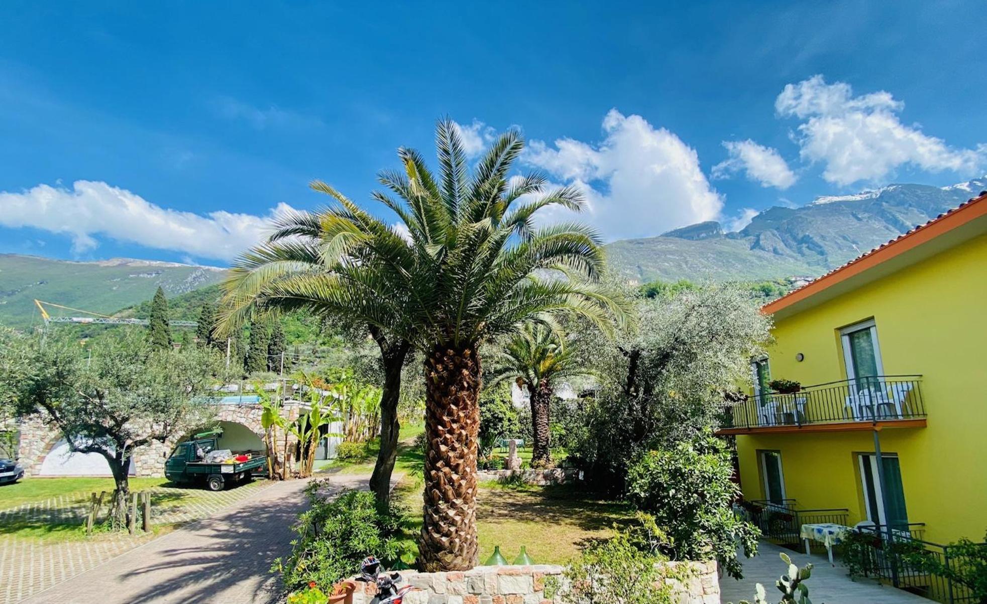 Hotel Ideal Malcesine Bagian luar foto
