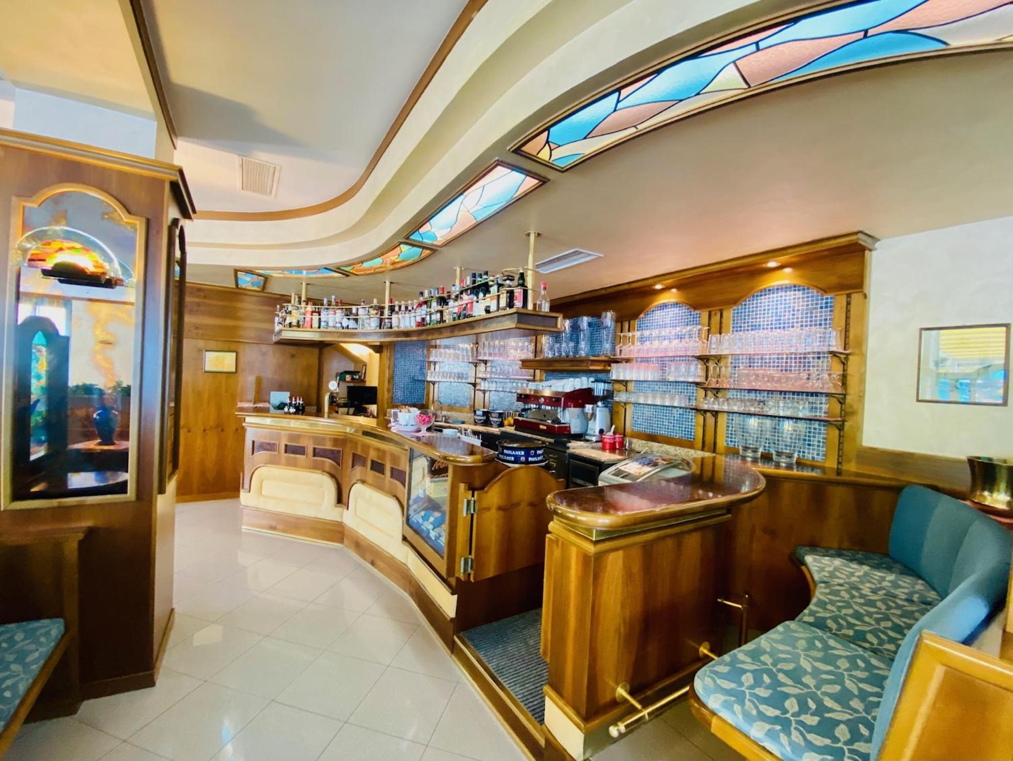 Hotel Ideal Malcesine Bagian luar foto