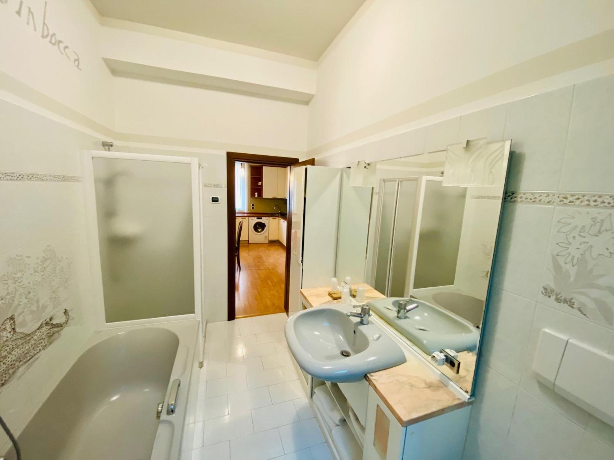 Hotel Ideal Malcesine Bagian luar foto