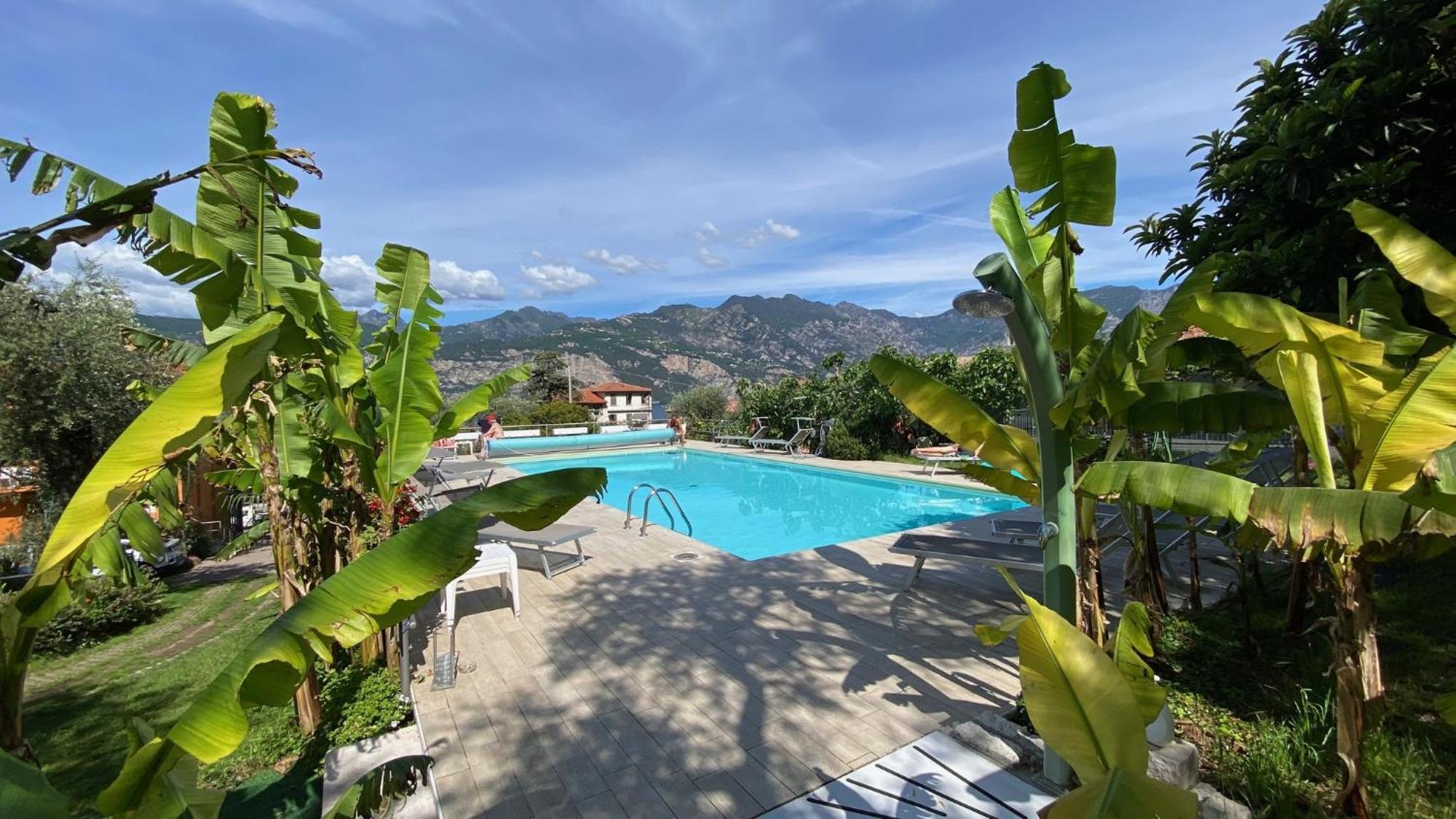 Hotel Ideal Malcesine Bagian luar foto